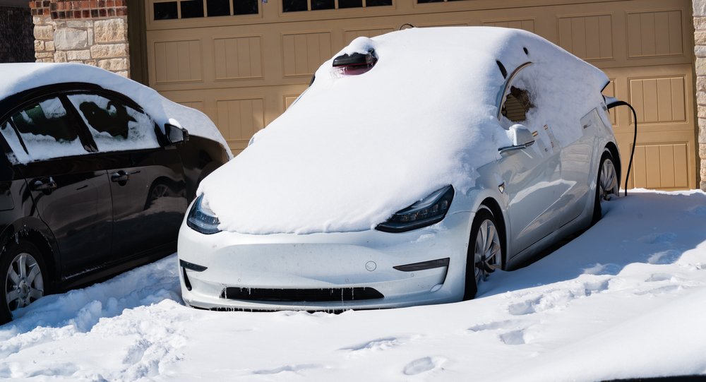 Do Electric Cars Work in Canadian Winters? 