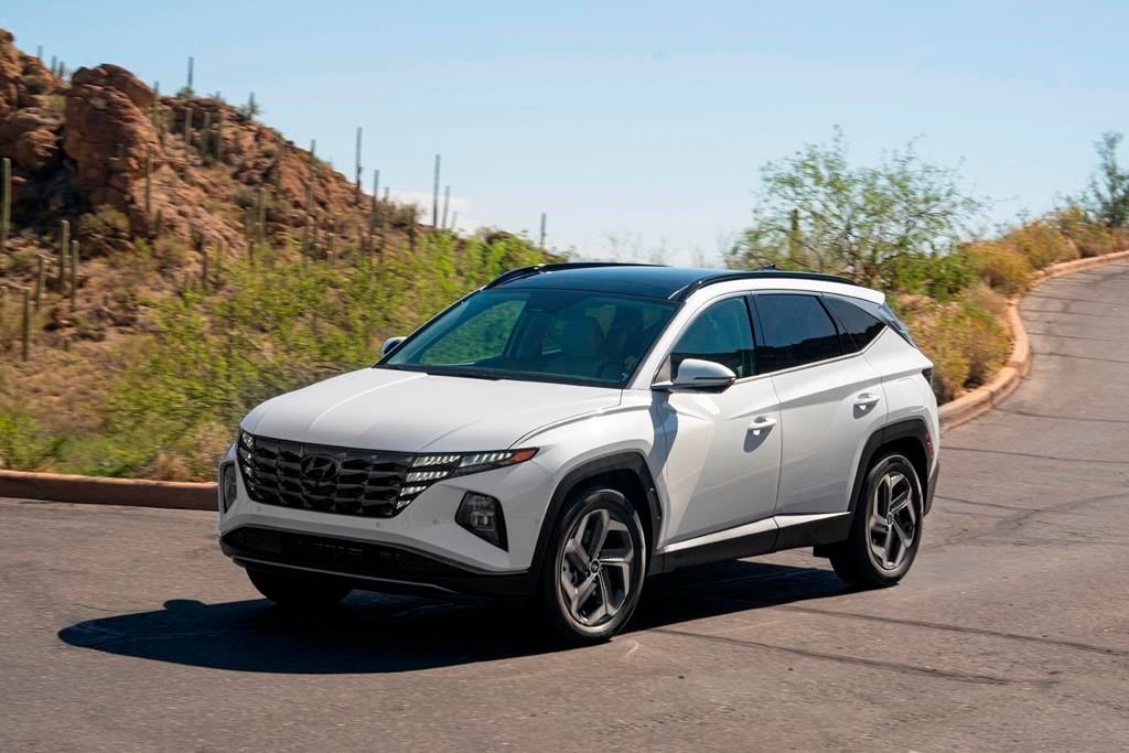 best hybrid SUVs under $35,000