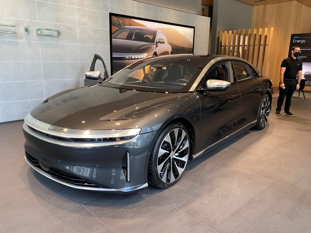 Lucid showroom Miami 1