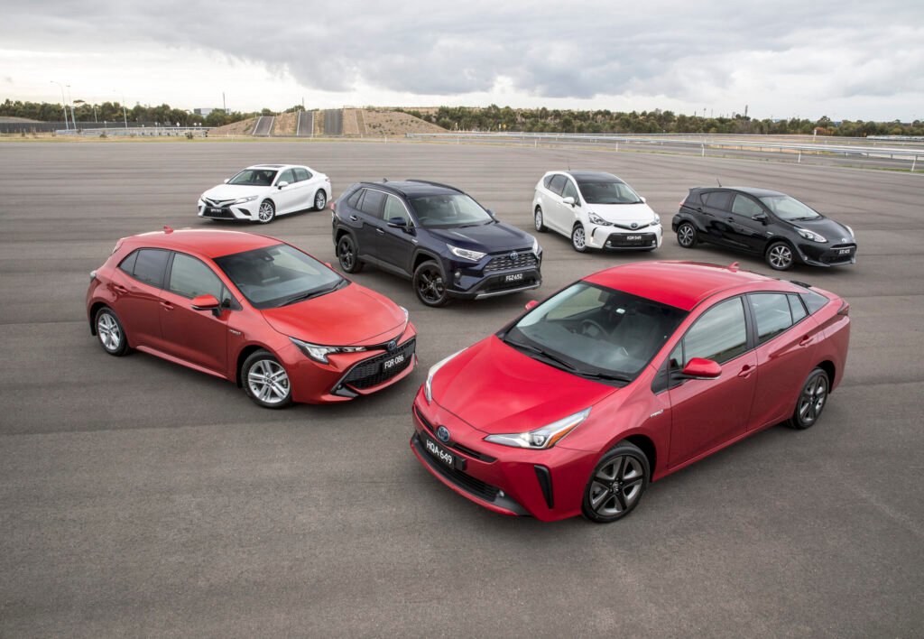 Electric vs. Hybrid: Which is Right for You in 2025? The Ultimate Buyer's Guide