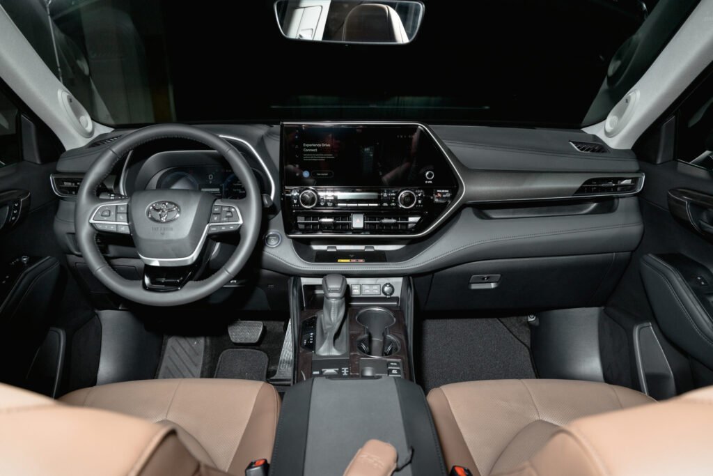 The 12 Best Hybrid Cars of 2025: Complete Buyer's Guide with MPG Ratings and Prices