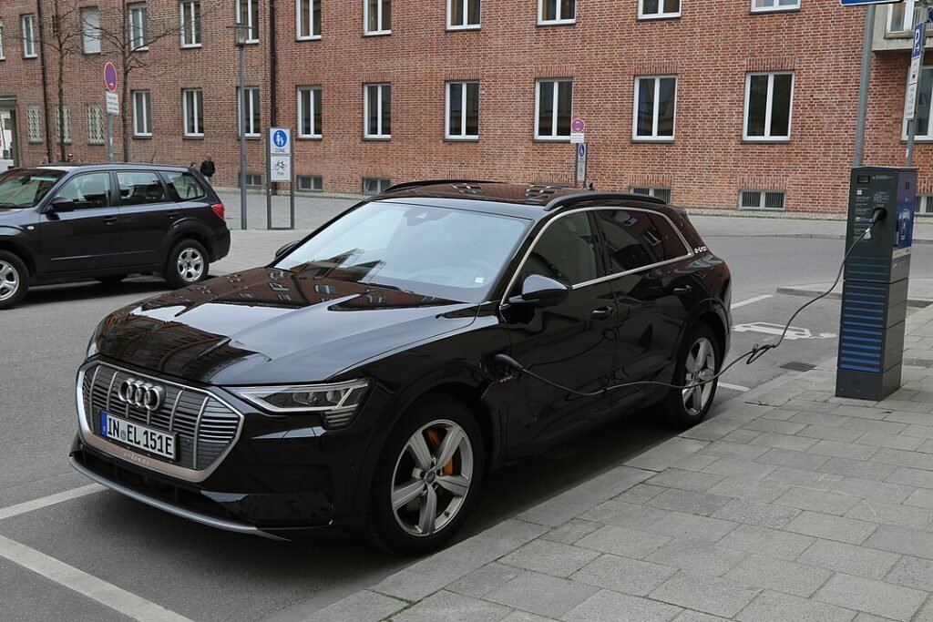 1080px Audi e tron 55 quattro 0502