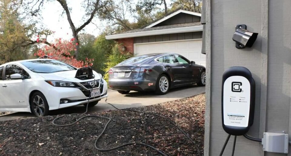 Clipper Creek Electric Car Charger: A Smart EV Charging Solution