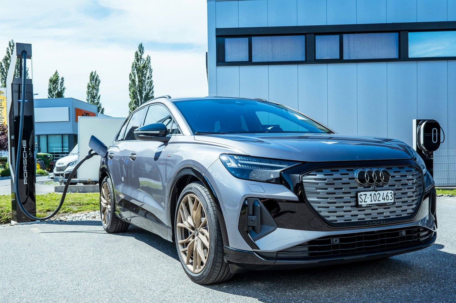 Do Electric Cars Save a Lot of Money? Real Savings Revealed in 2025
