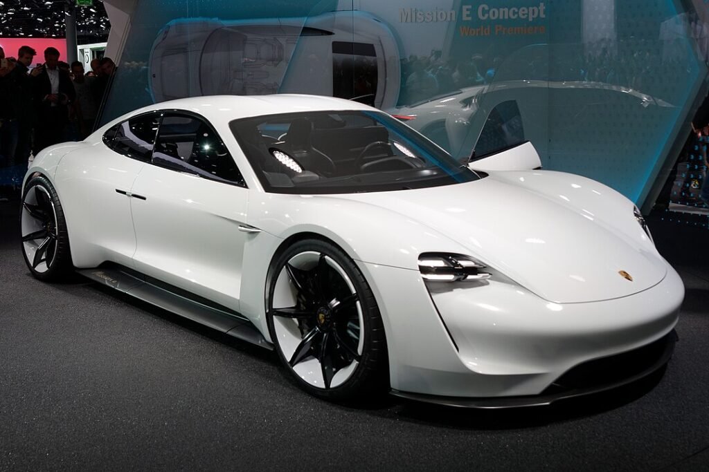 Electric Car Porsche Taycan: Luxury Meets Electric Innovation