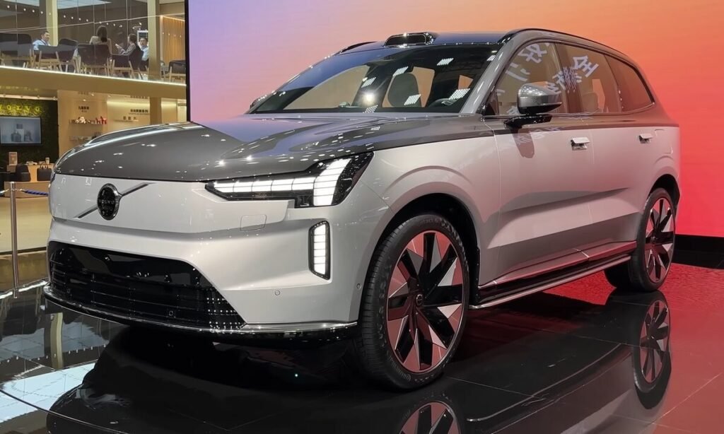 Electric Car Volvo EX90 2025: Redefining Luxury and Sustainability
