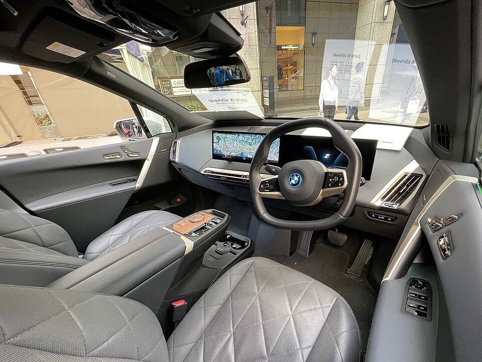 960px BMW iX xDrive40 ZAA 12CF89S interior