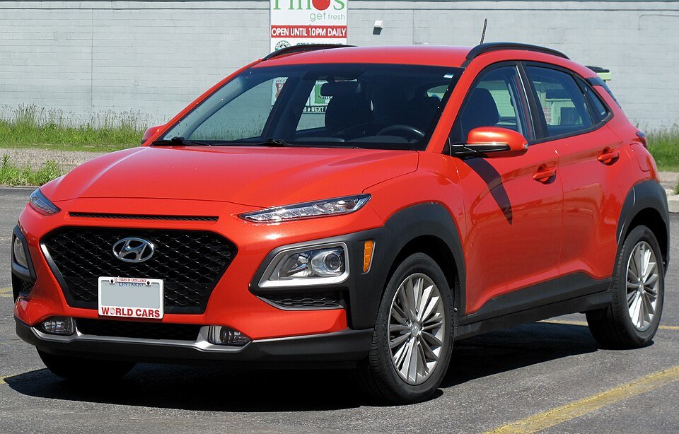 960px 2018 Hyundai Kona Preferred in Tangerine Comet Front Left 06 12 2022
