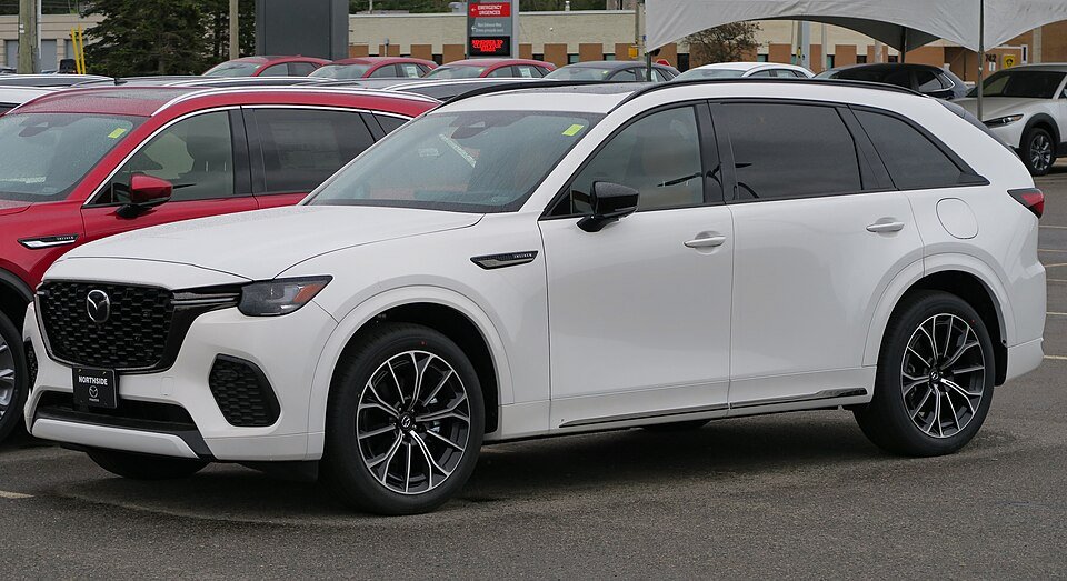 960px 2025 Mazda CX 70 Mild Hybrid Inline 6 Turbo Signature in Rhodium White Metallic front left 2025 05 18