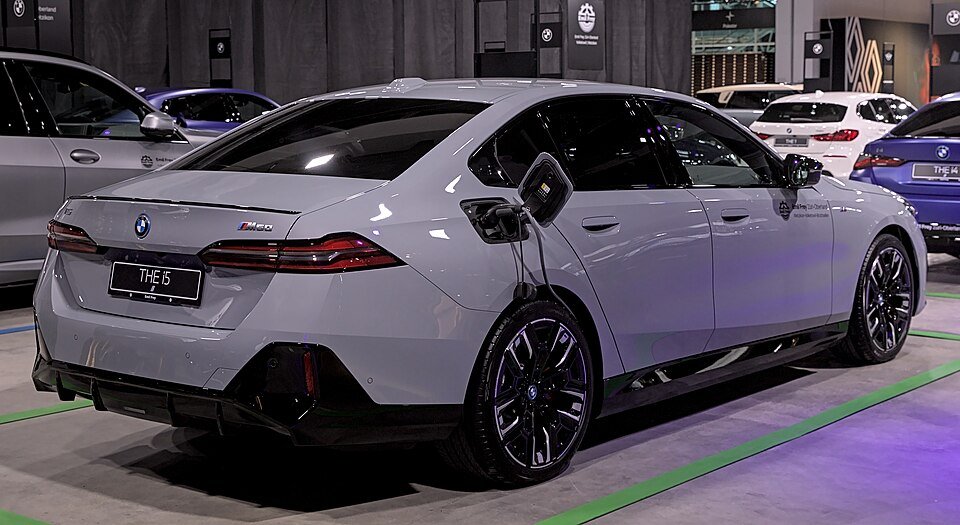 Electric Car BMW i5: The Future of Luxury Driving