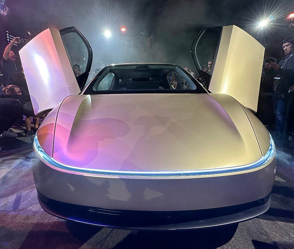 960px Front of the Tesla Cybercab