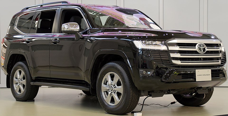 960px Toyota Land Cruiser VX VJA300W