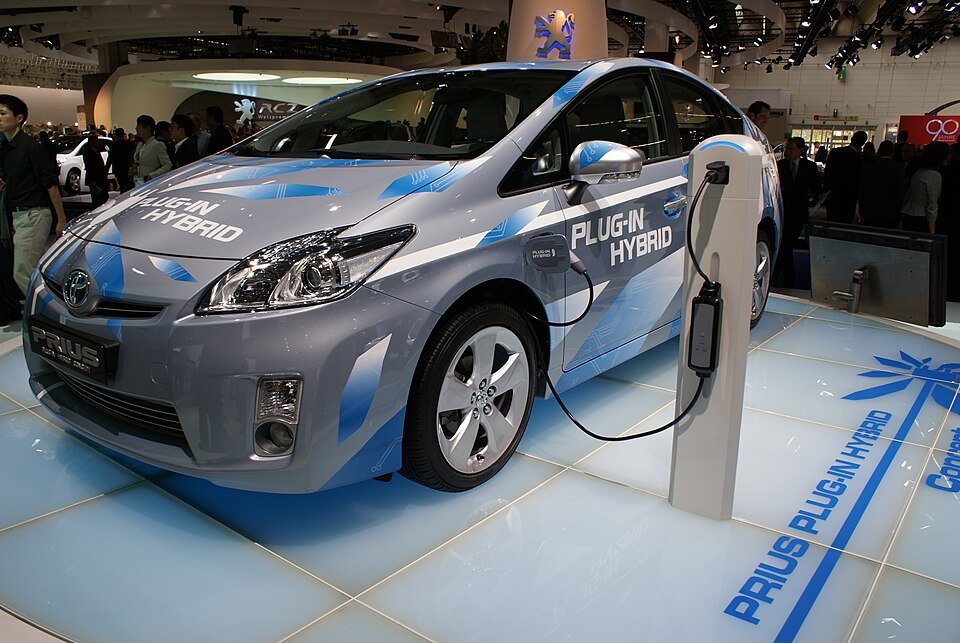 960px Toyota Prius Plug In Hybrid IAA 2009