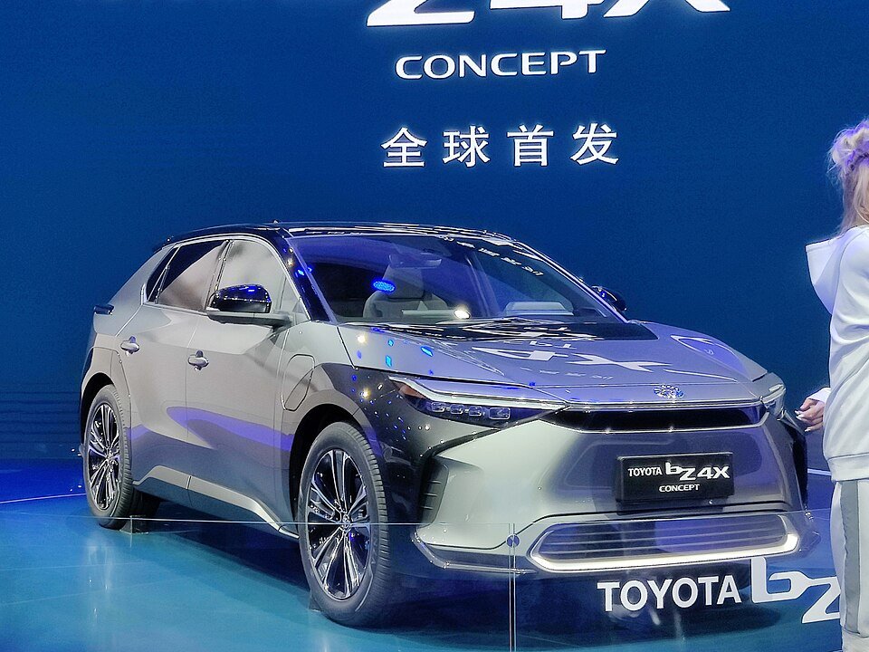 Toyota bZ4X – The Future in Motion